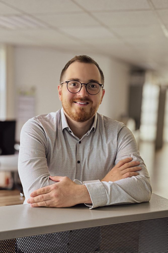 Simon Arnold